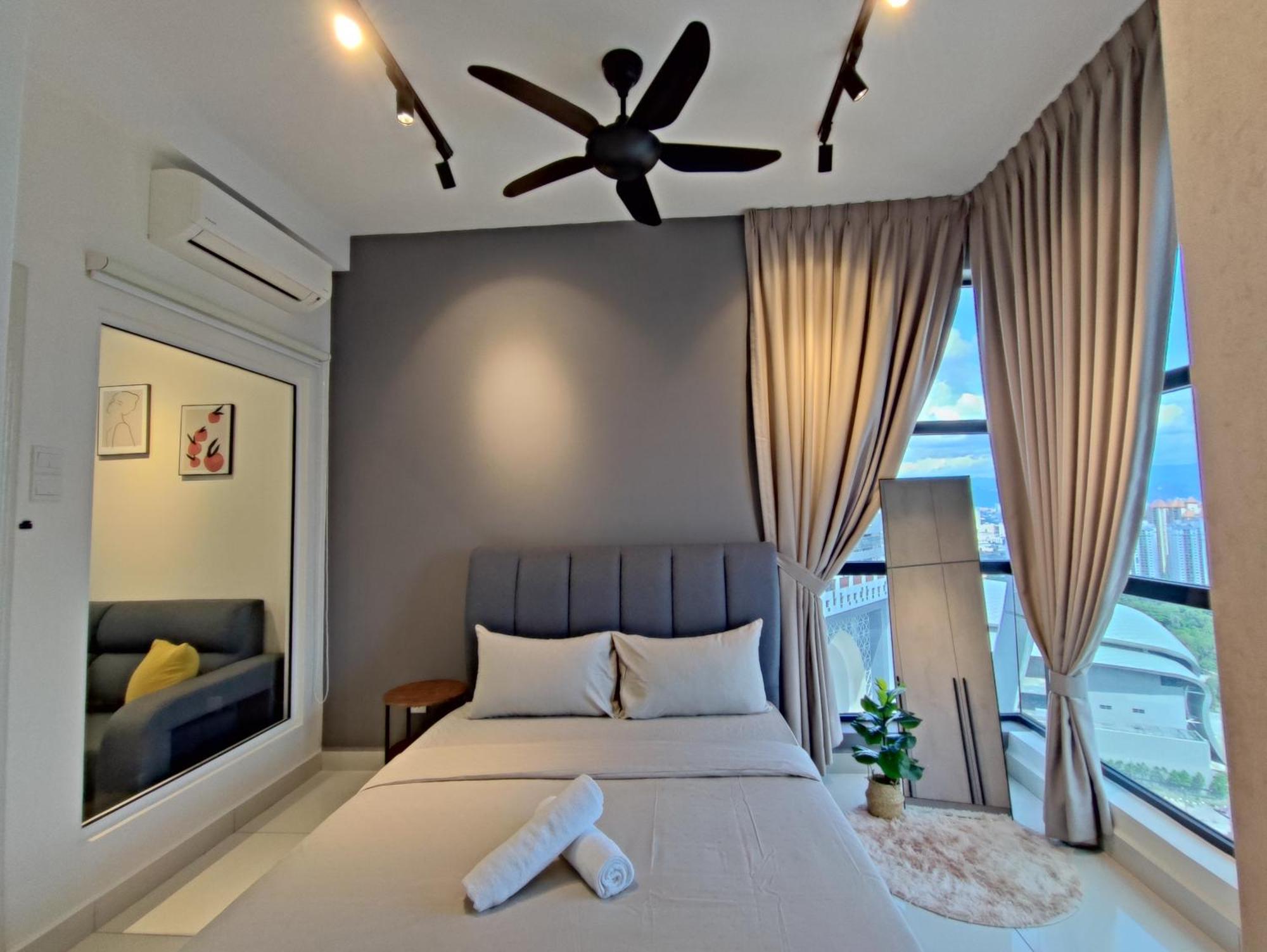 Arte Mont Kiara Host By Host Corner Aparthotel