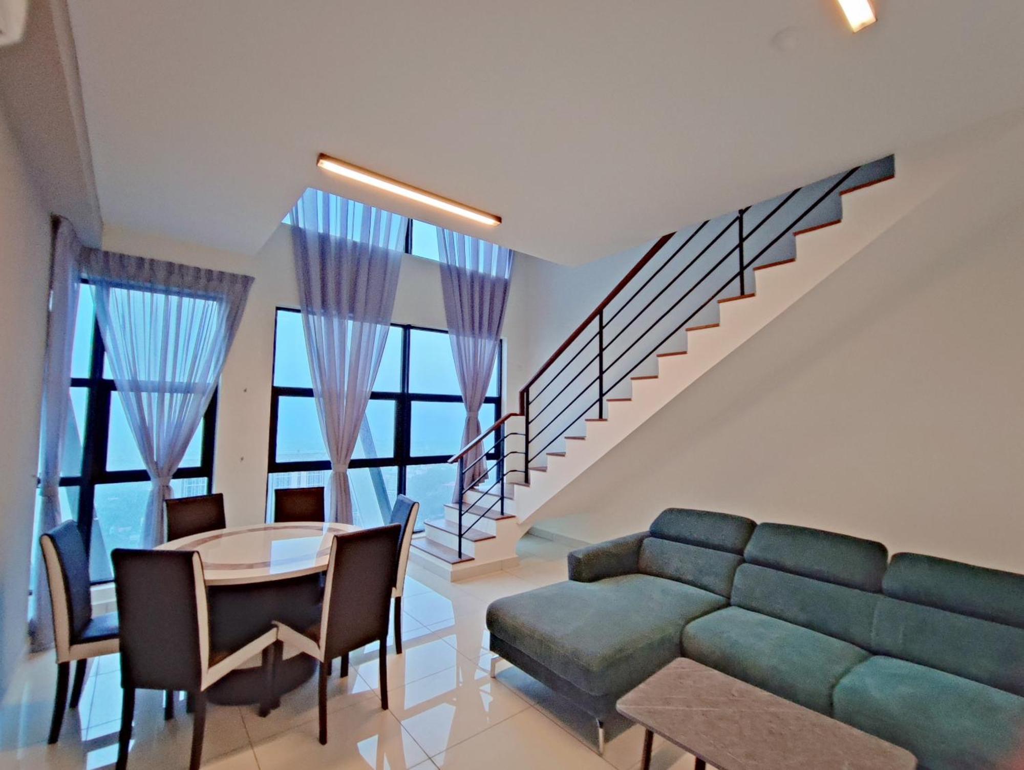 Arte Mont Kiara Host By Host Corner